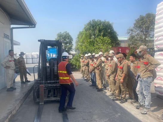 Thủ tục học lái xe nâng tại TPHCM uy tín 3 học lái xe nâng tại tphcm trực tiếp tại doanh nghiệp