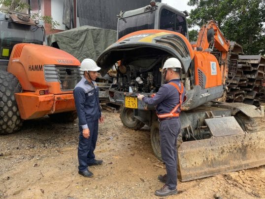 Học cấp chứng chỉ lái máy ủi uy tín, chuyên nghiệp 2 đào tạo cấp chứng chỉ lái máy ủi